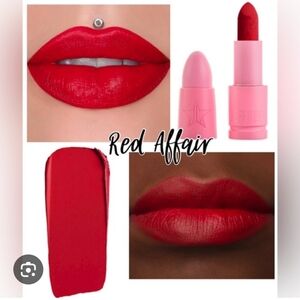 JEFFREE Starr Velvet Trap lipstick